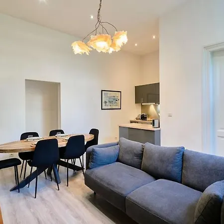 Apartment Cosy Proche Du Tram Avec Parking Prive Roubaix